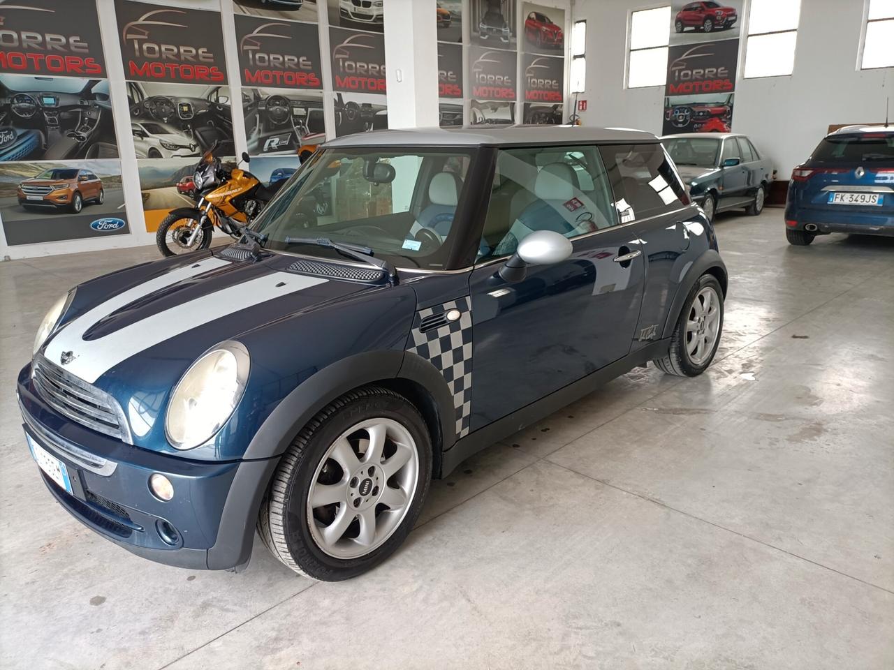 Mini 1.6 16V CV 116 Cooper Checkmate 11/2005
