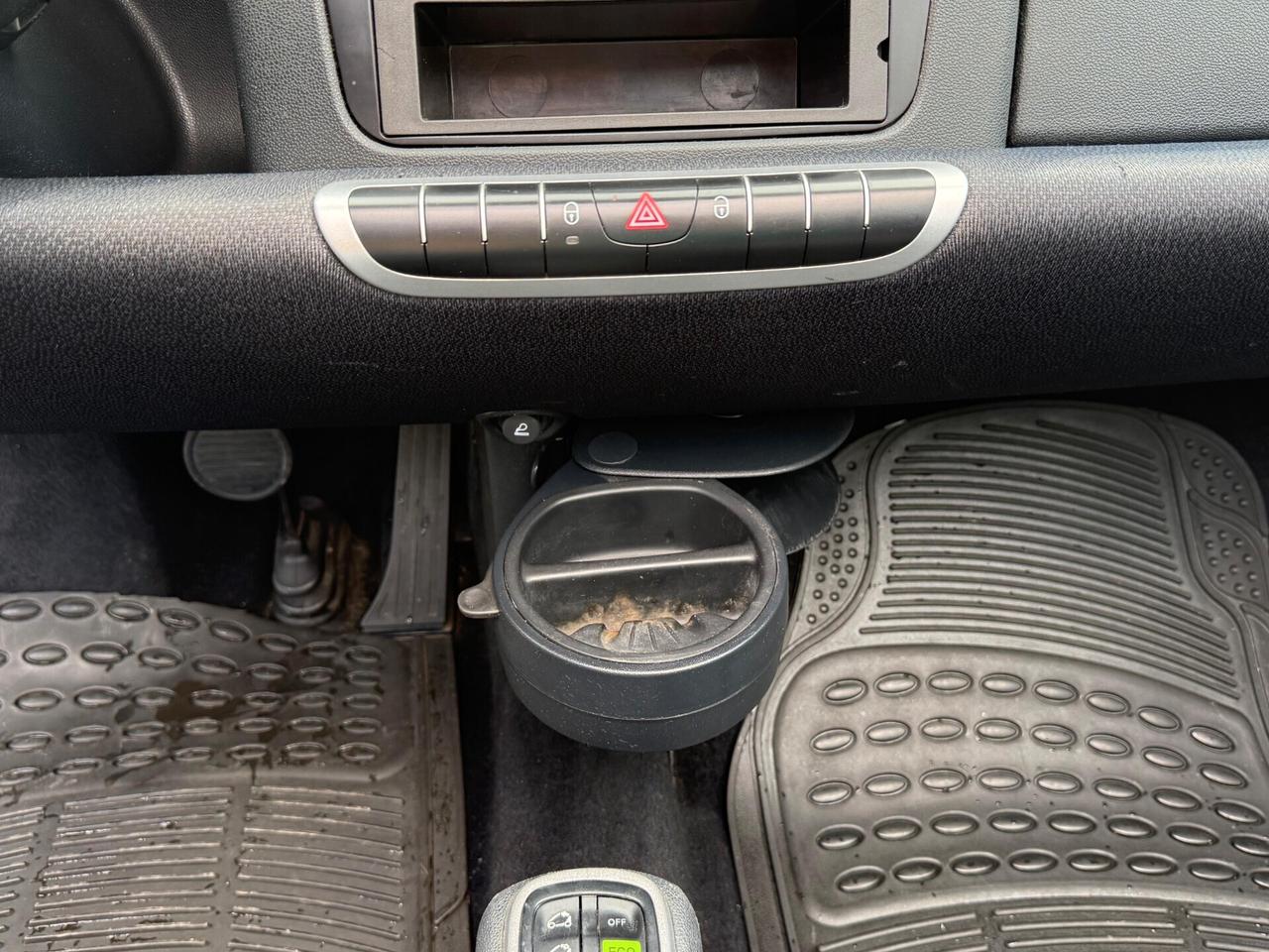 Smart ForTwo 1.0 MHD 70 CV Cabrio Passion