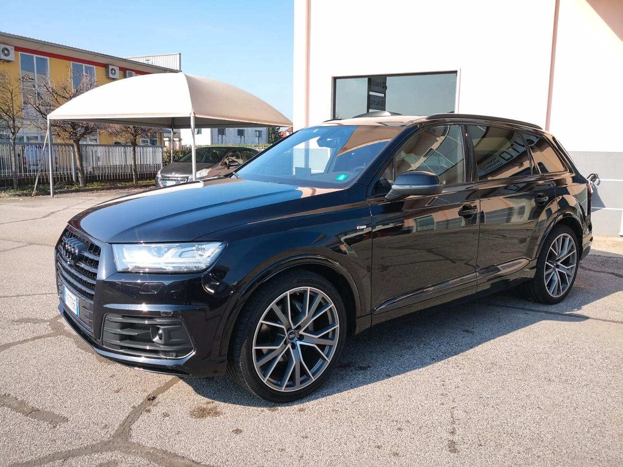 Audi Q7 3.0 TDI 218 CV quattro tiptronic S LINE ***TETTO***