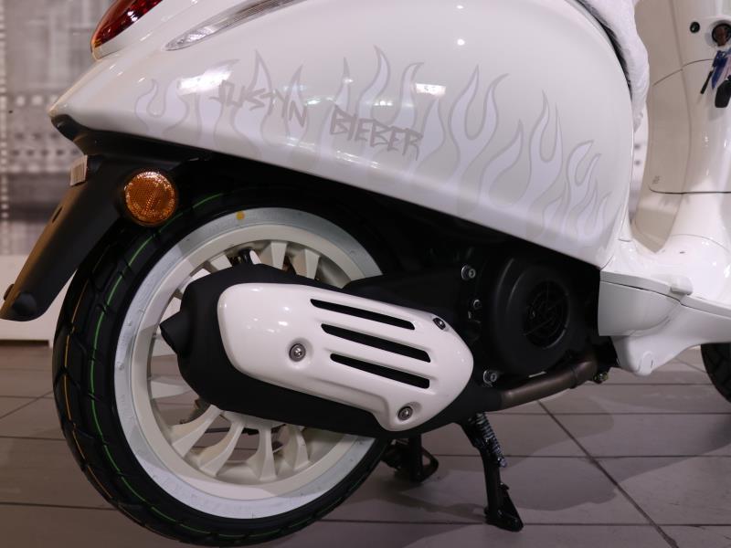 Piaggio Vespa Sprint 125 Justin Bieber