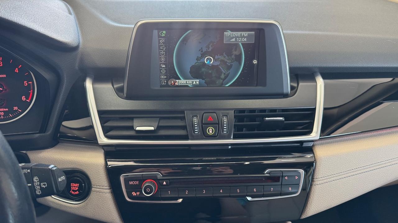 Bmw serie 2 Active Tourer 218d Luxury-2017