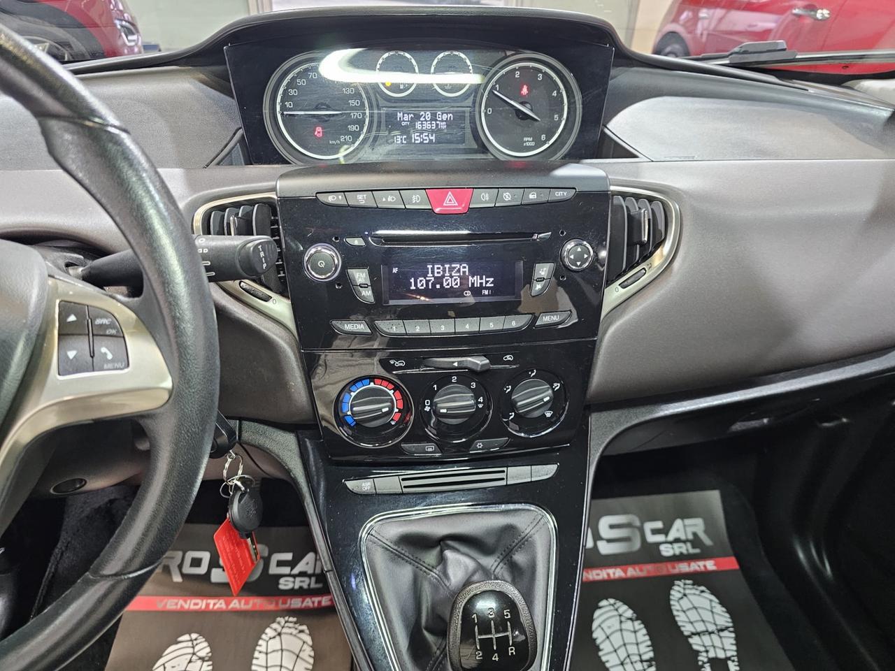 Lancia Ypsilon 1.3 MJT 16V 95 CV 5 porte Gold