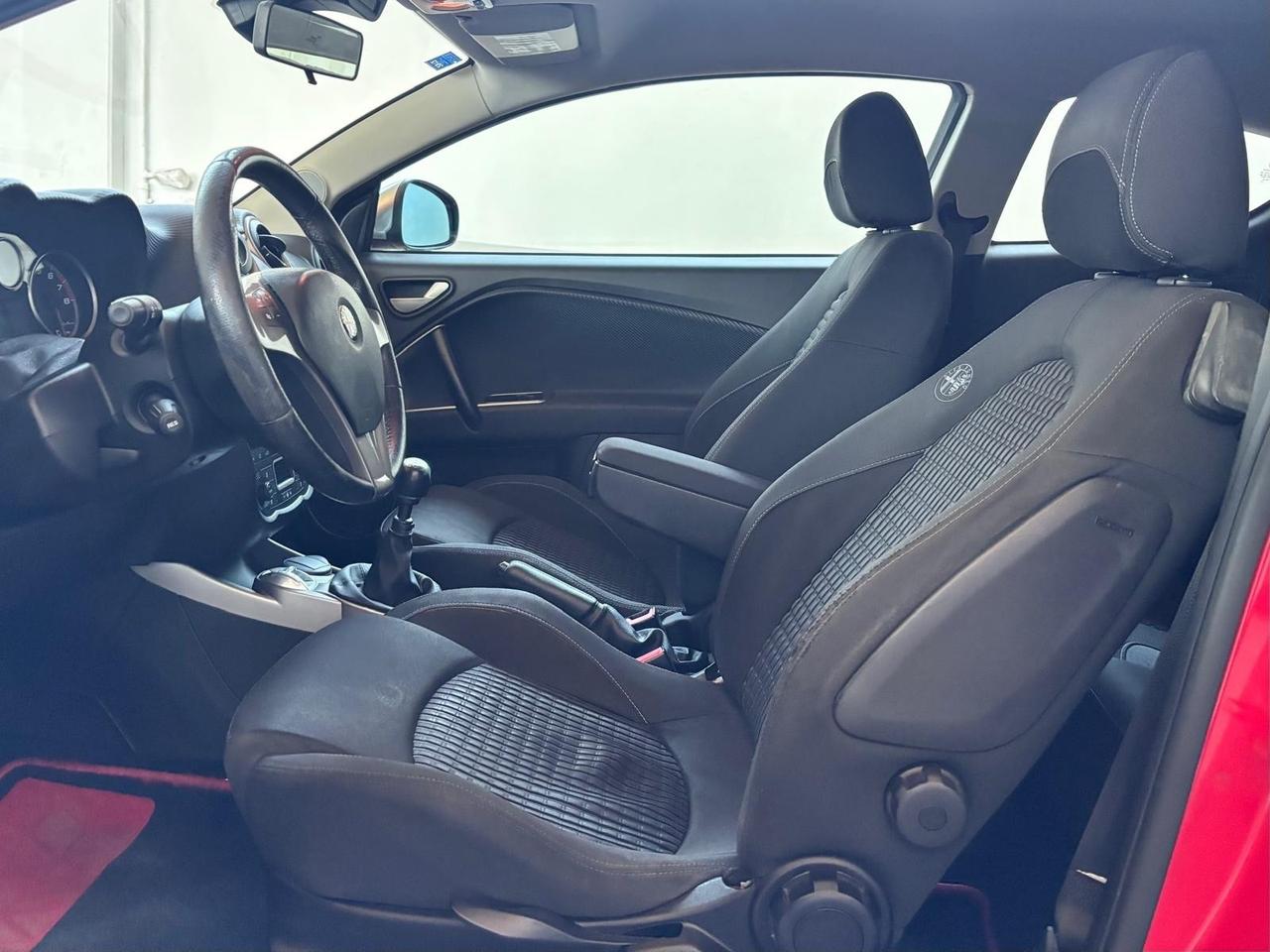 Alfa Romeo MiTo 1.4 T 155 CV Distinctive Sport Pack
