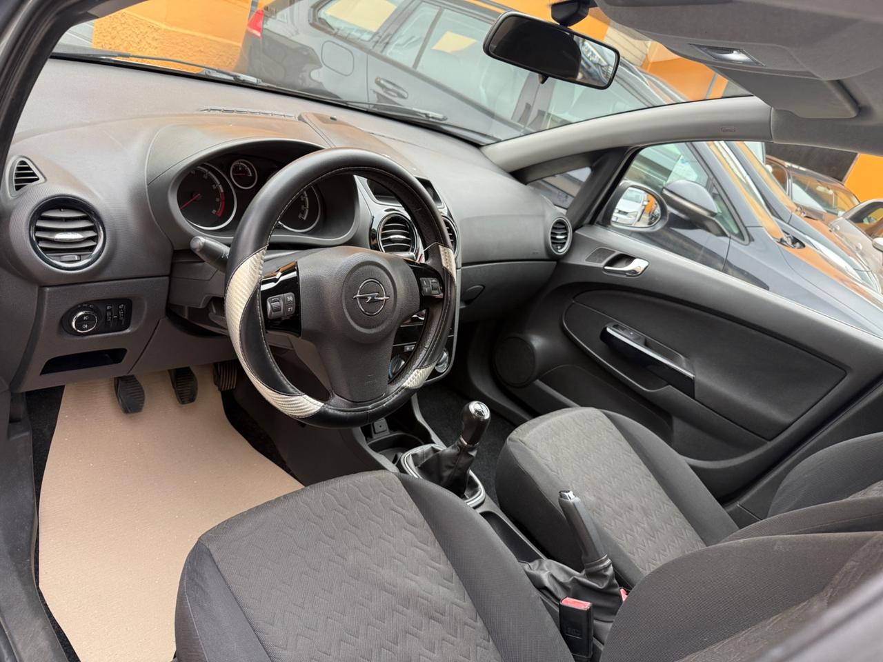 Opel Corsa 1.2 85CV 5 porte GPL-TECH Edition