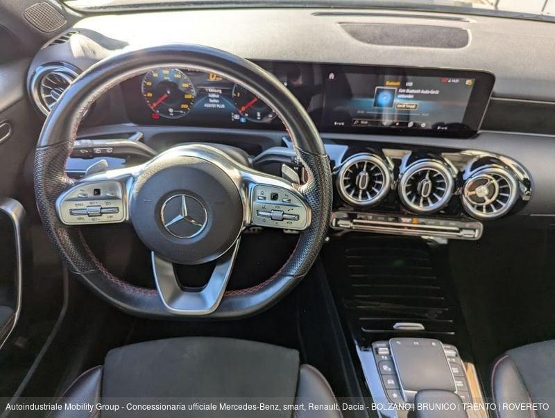 Mercedes-Benz Classe A 200 D 4MATIC PREMIUM AUTOMATIC