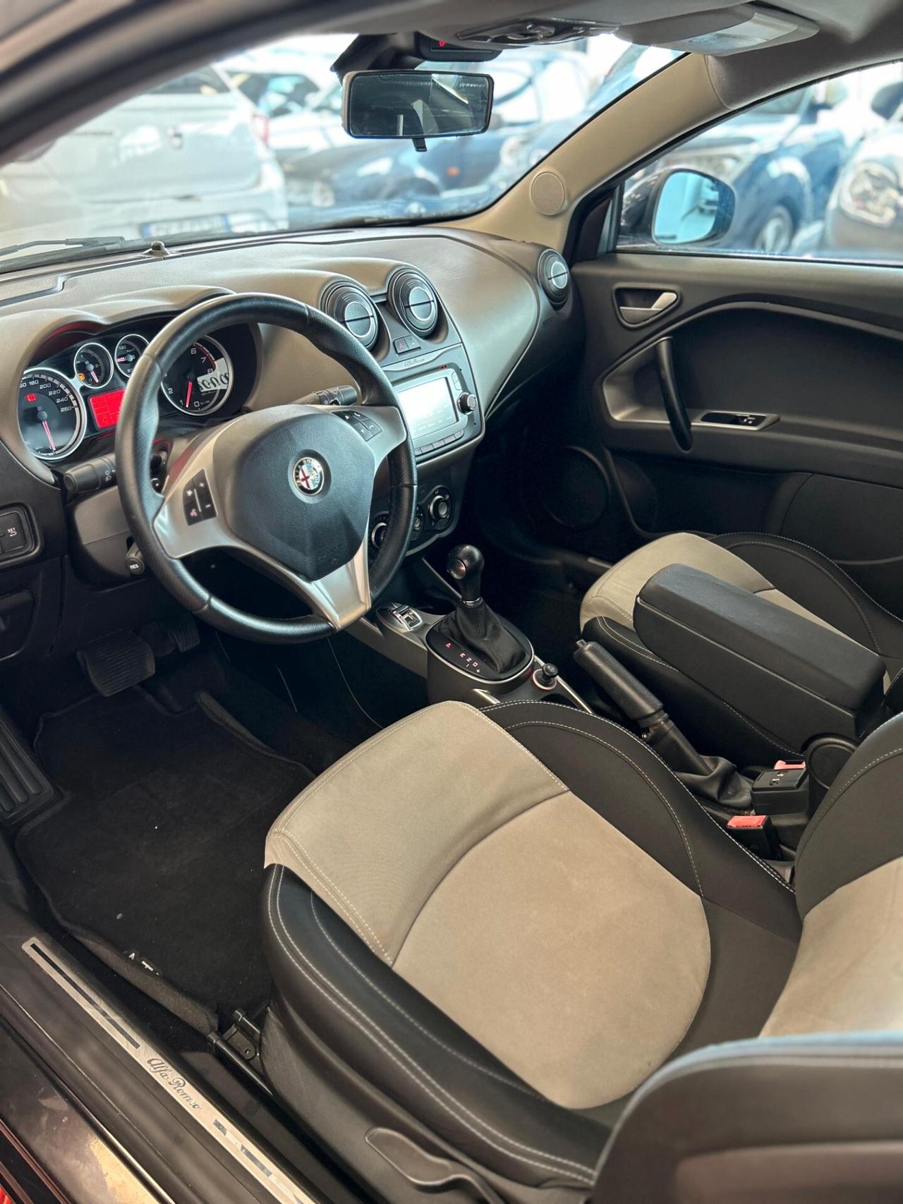 Alfa Romeo MiTo 1.4 T 140 CV M.air S&S TCT Distinctive