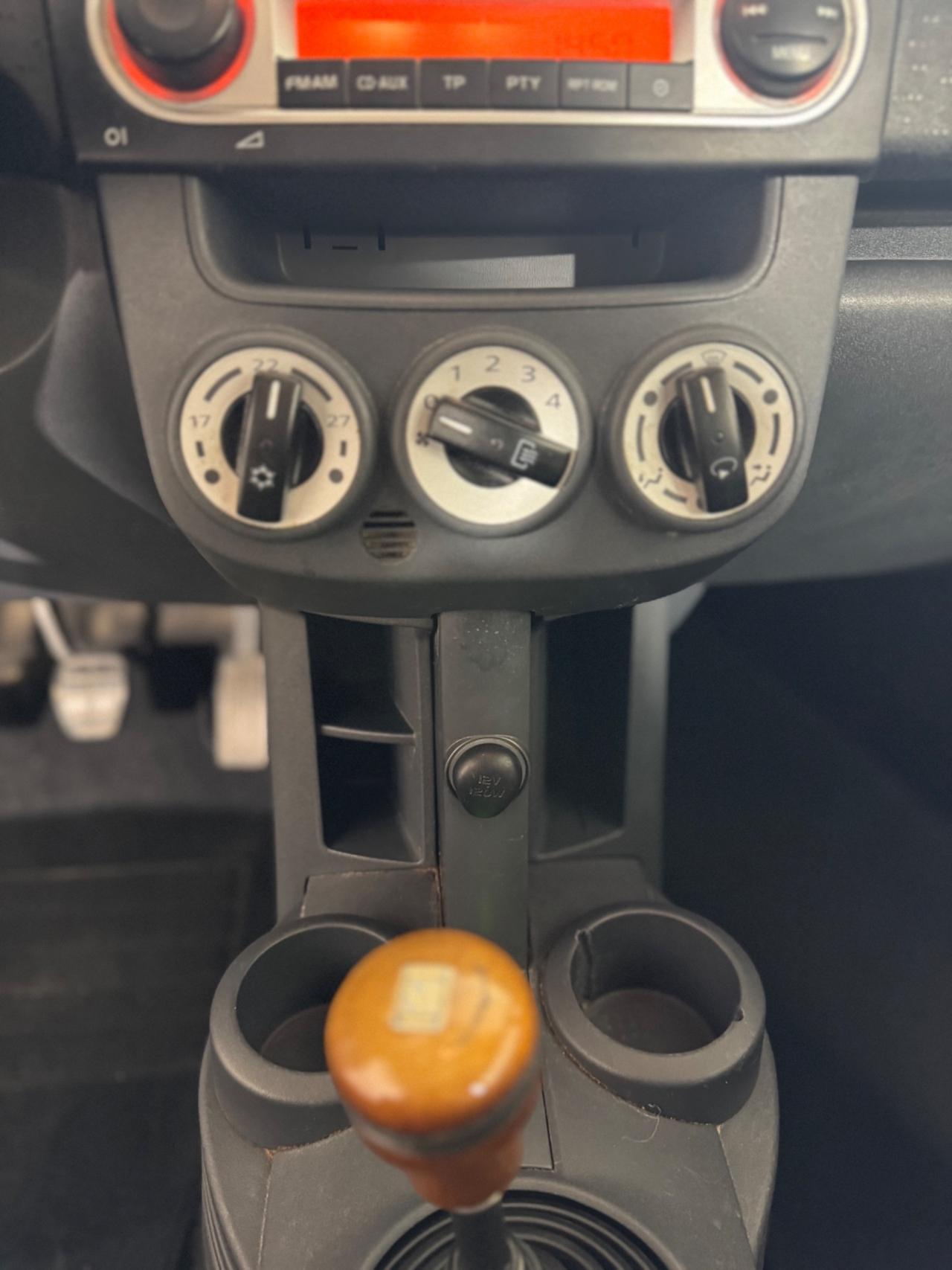 Mitsubishi Colt 1.1 12V 3p.GPL Special Action Model