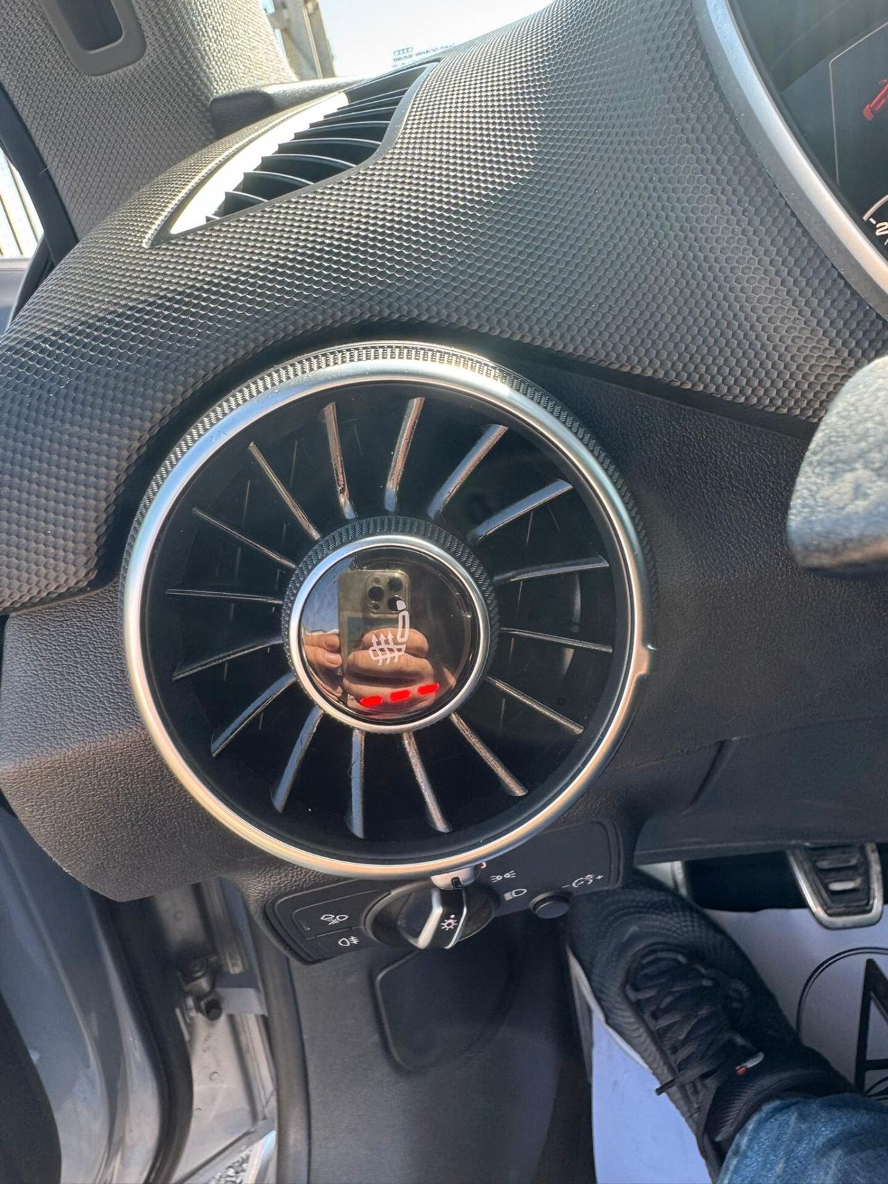 Audi TT Coupé 2.0 TDI ultra S line
