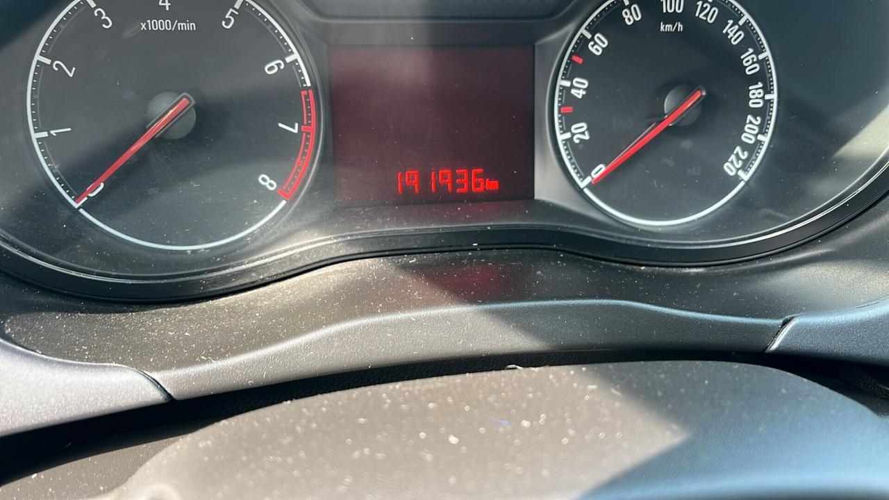 Opel Corsa 1.4 90CV GPL Tech 5 porte Cosmo