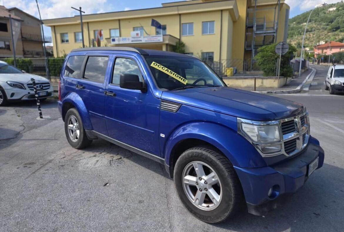 Dodge Nitro 2.8 CRD DPF R/T 4WD PELLE