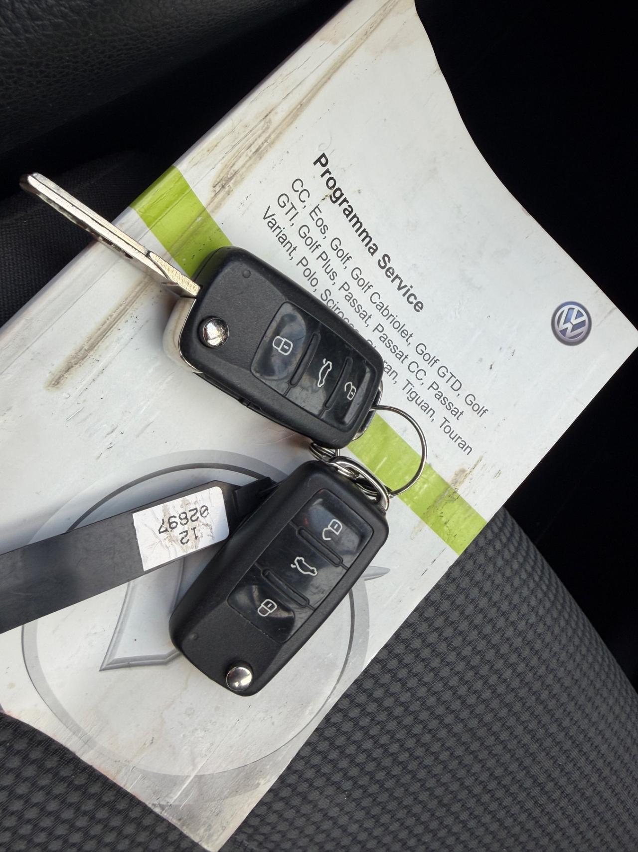 VW GOLF VI 2011 1.6TDI 77KW EUR5B COMERCIANTI