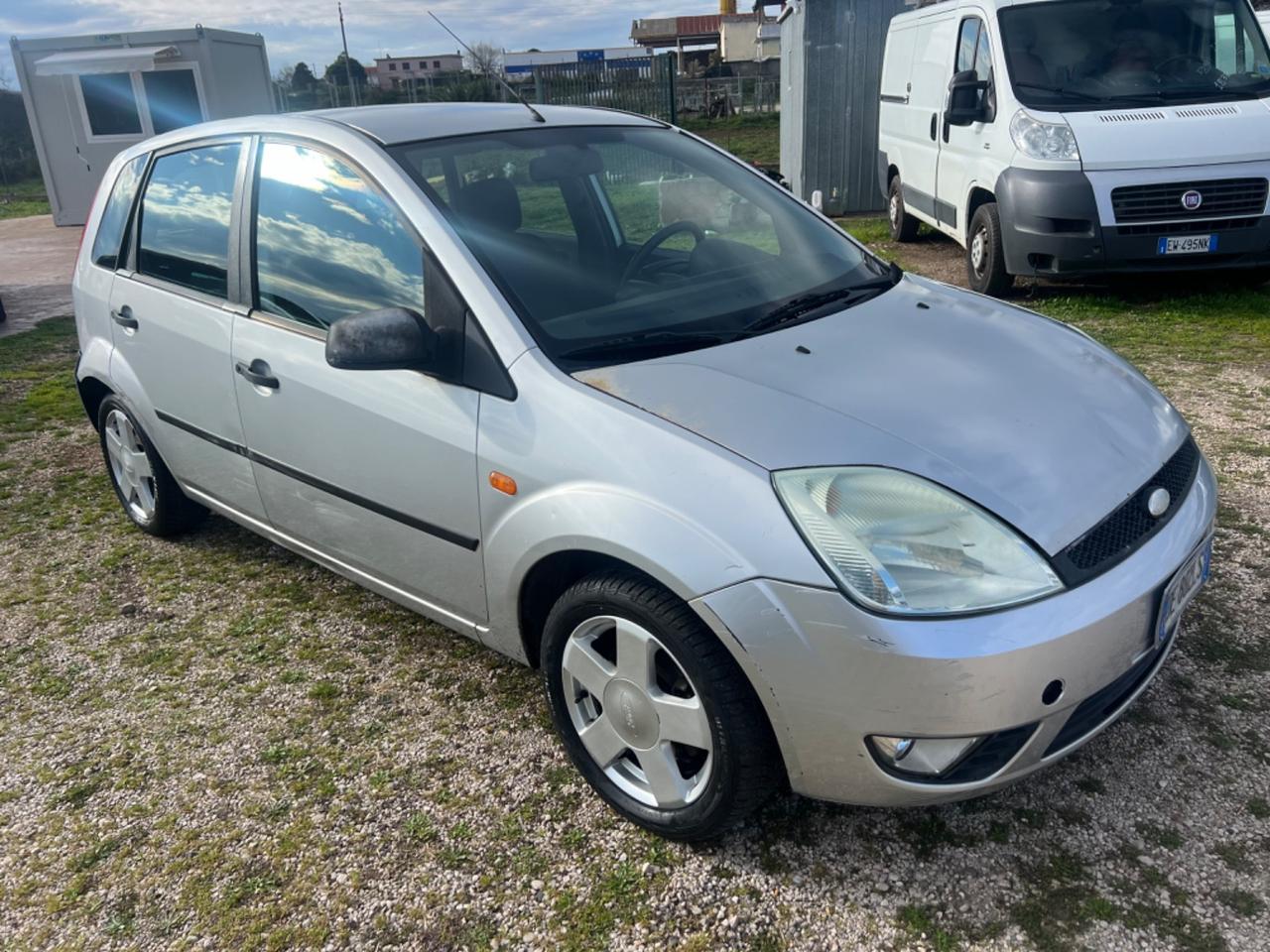 Ford Fiesta 1.4 16V 5p. Zetec