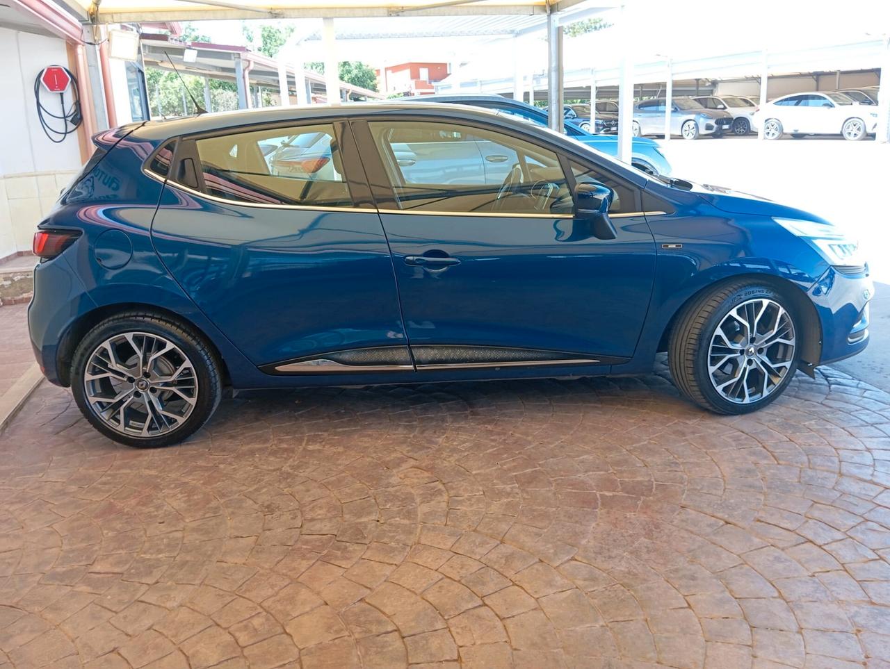 Renault Clio dCi 8V 75 CV 5 porte Moschino Life