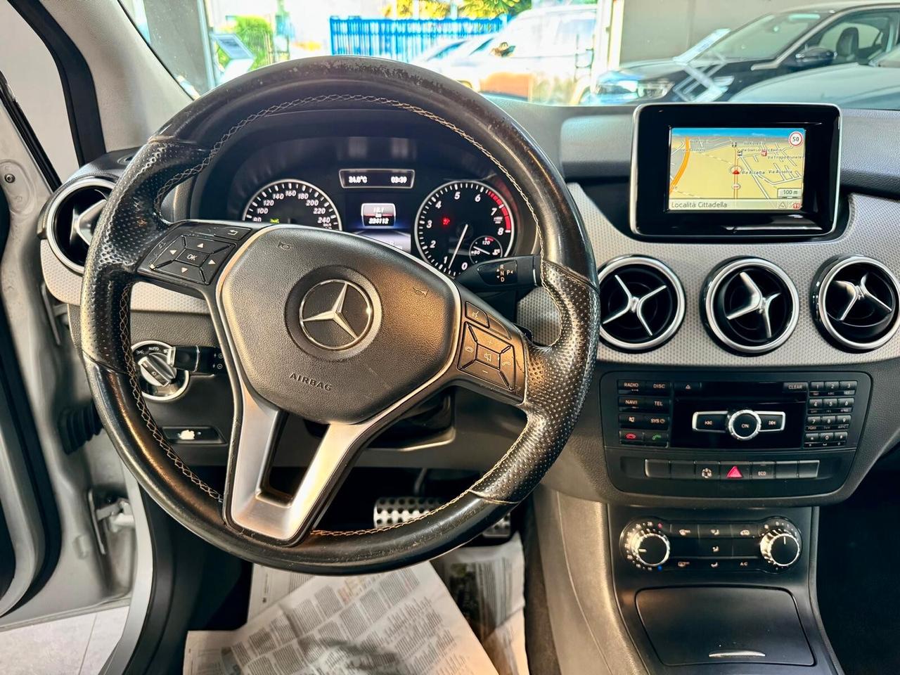 Mercedes B 200 NGD Automatic Sport 2015
