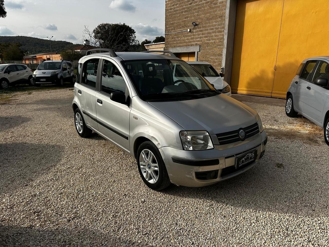 FIAT PANDA CAMBIO AUTOMATICO NEOPATENTATI OK ZTL