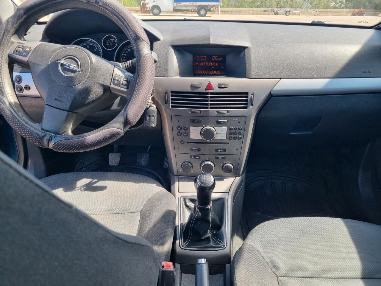 Opel Astra 1.7 CDTI 101CV 5 porte Cosmo