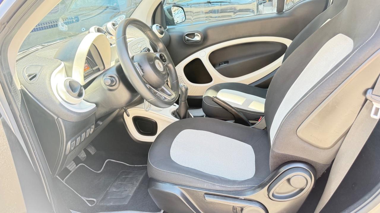 Smart ForTwo 1000 62 kW coupé passion LED PANORAMA CERCHI 16 BLUETOOTH PDC