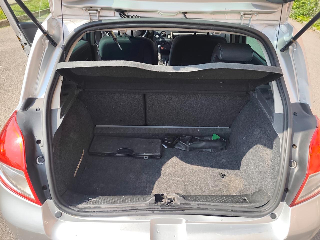 Renault Clio 1.2 Benz GPL 16V 5 porte