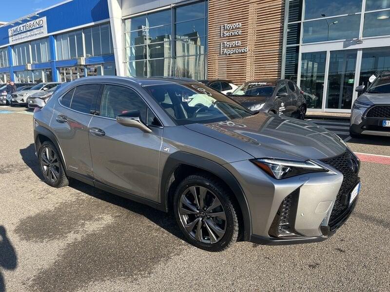 Lexus UX Hybrid 4WD F Sport