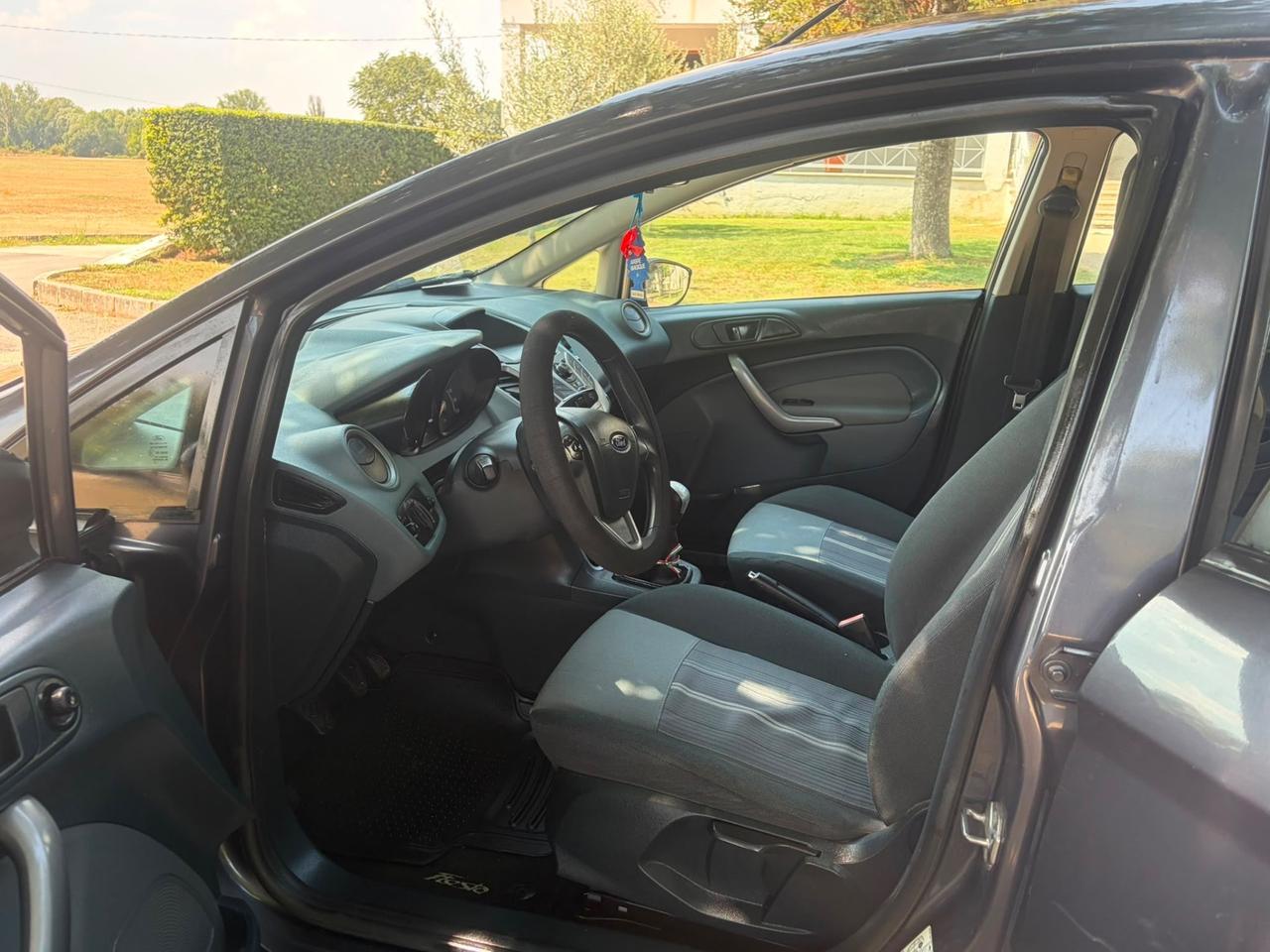 Ford Fiesta 1.4 TDCi accessoriata 5 porte