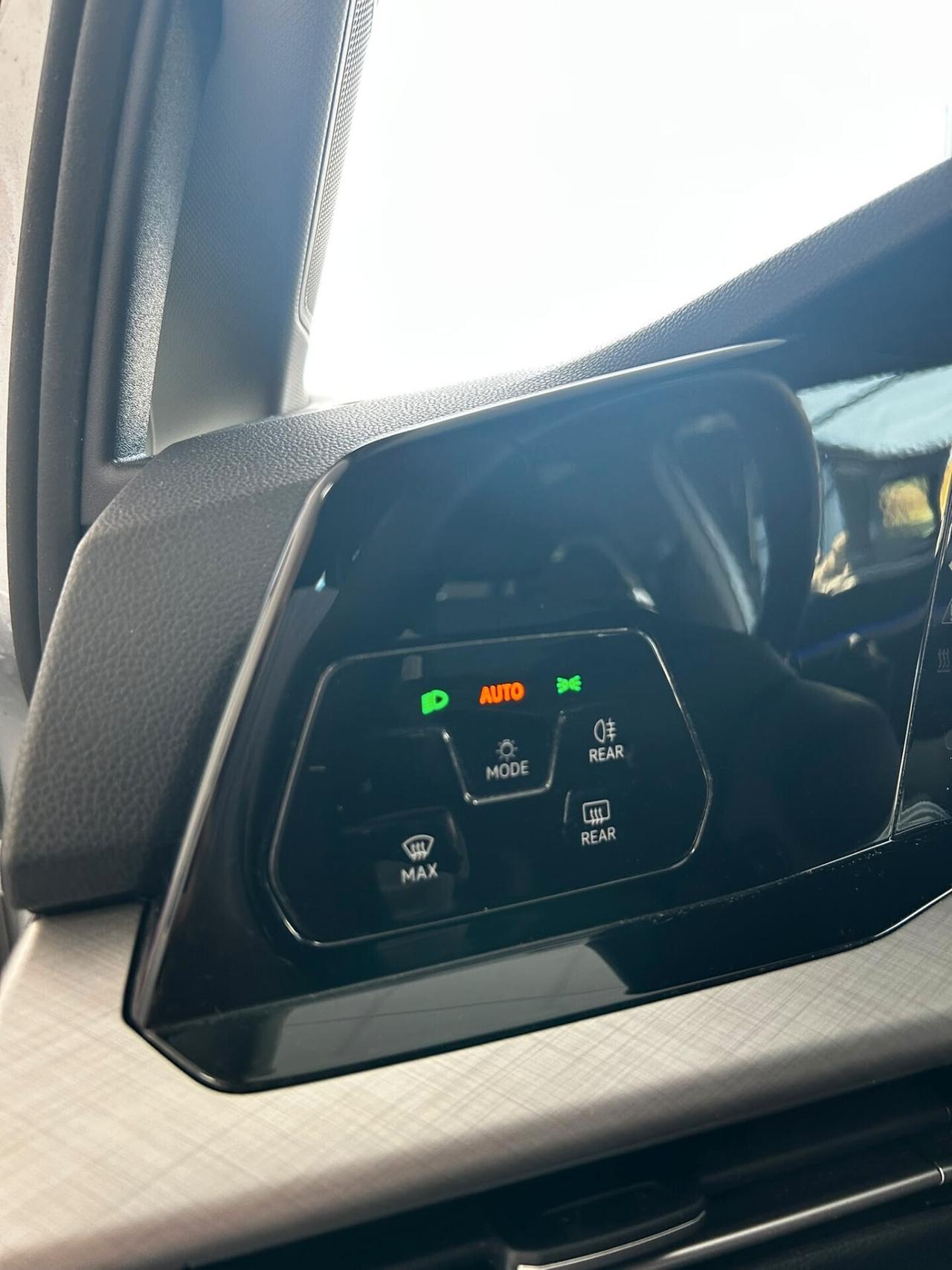 Volkswagen Golf Variant 1.5 TGI DSG 2022