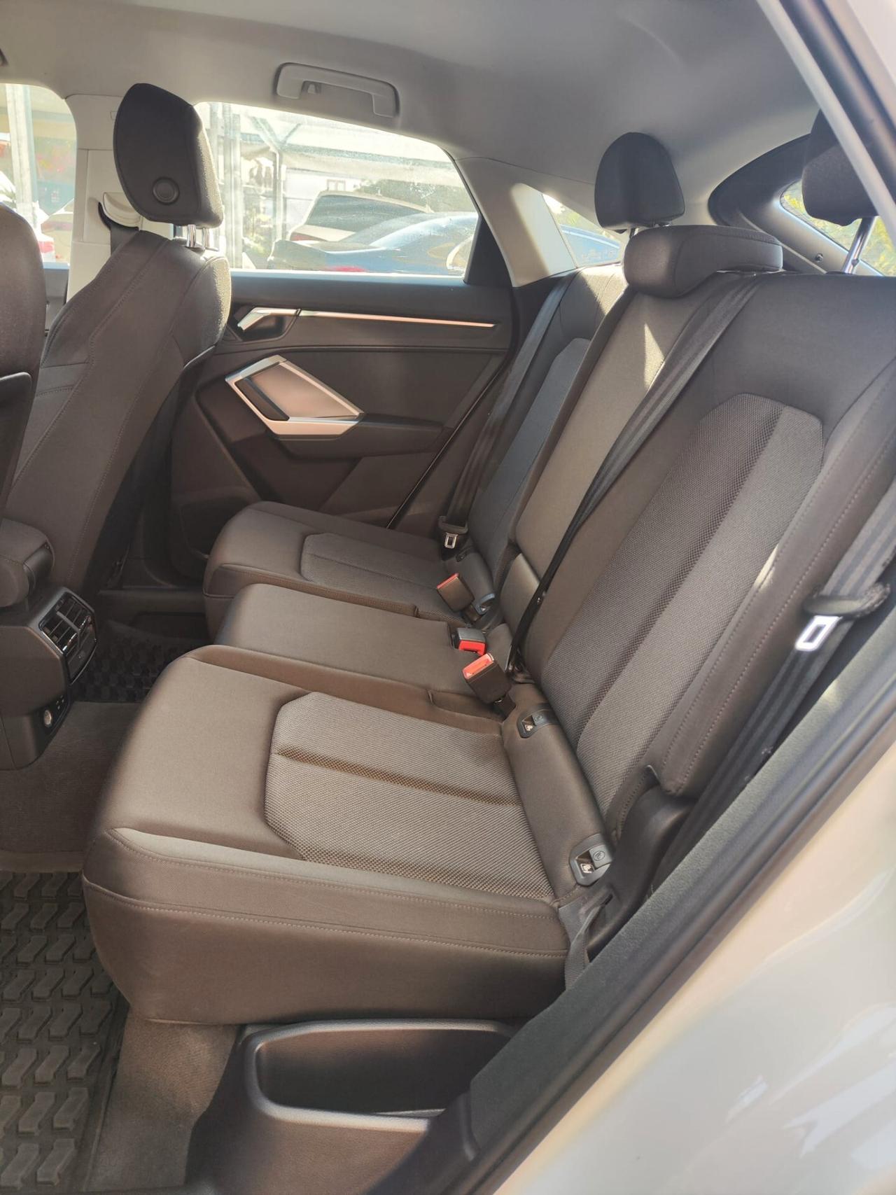 Audi Q3 SPB 35 TDI S tronic line edition 2020