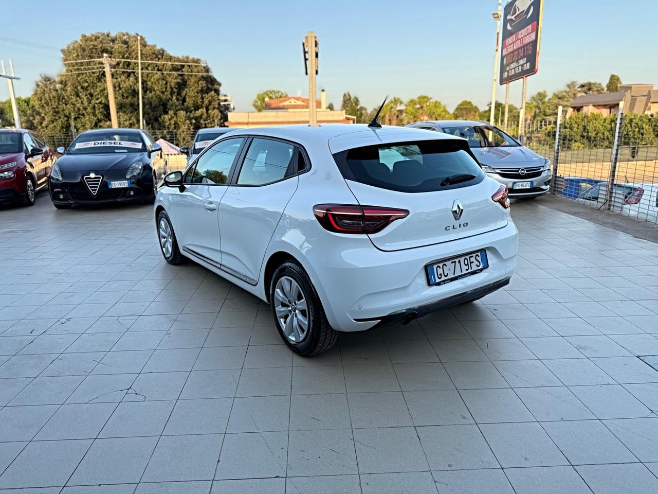 Renault Clio TCe 100 CV GPL 5 porte Intens Garanzia 12 Mesi