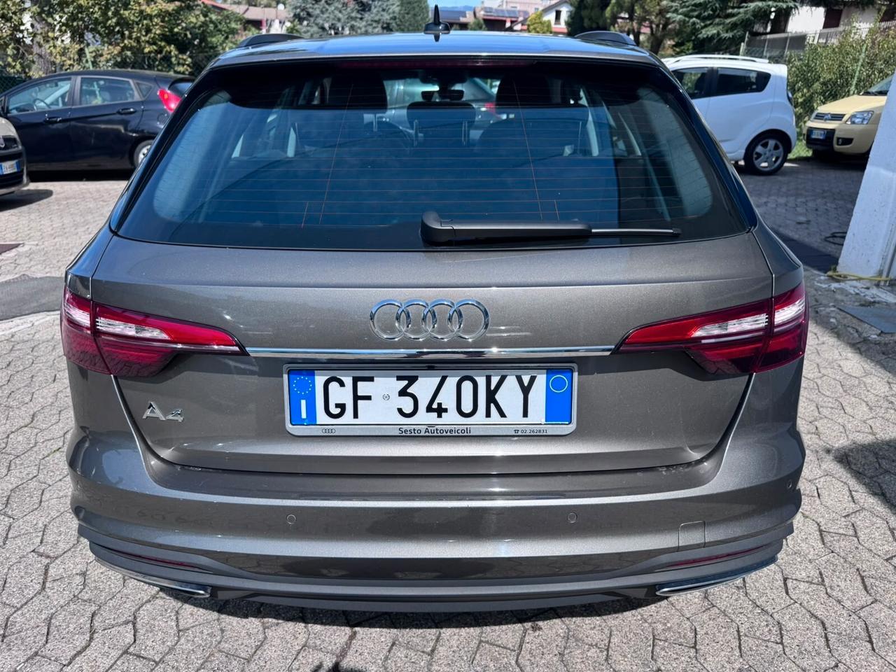 Audi A4 Avant 30 TDI/136 CV S tronic Business Advanced*EURO6