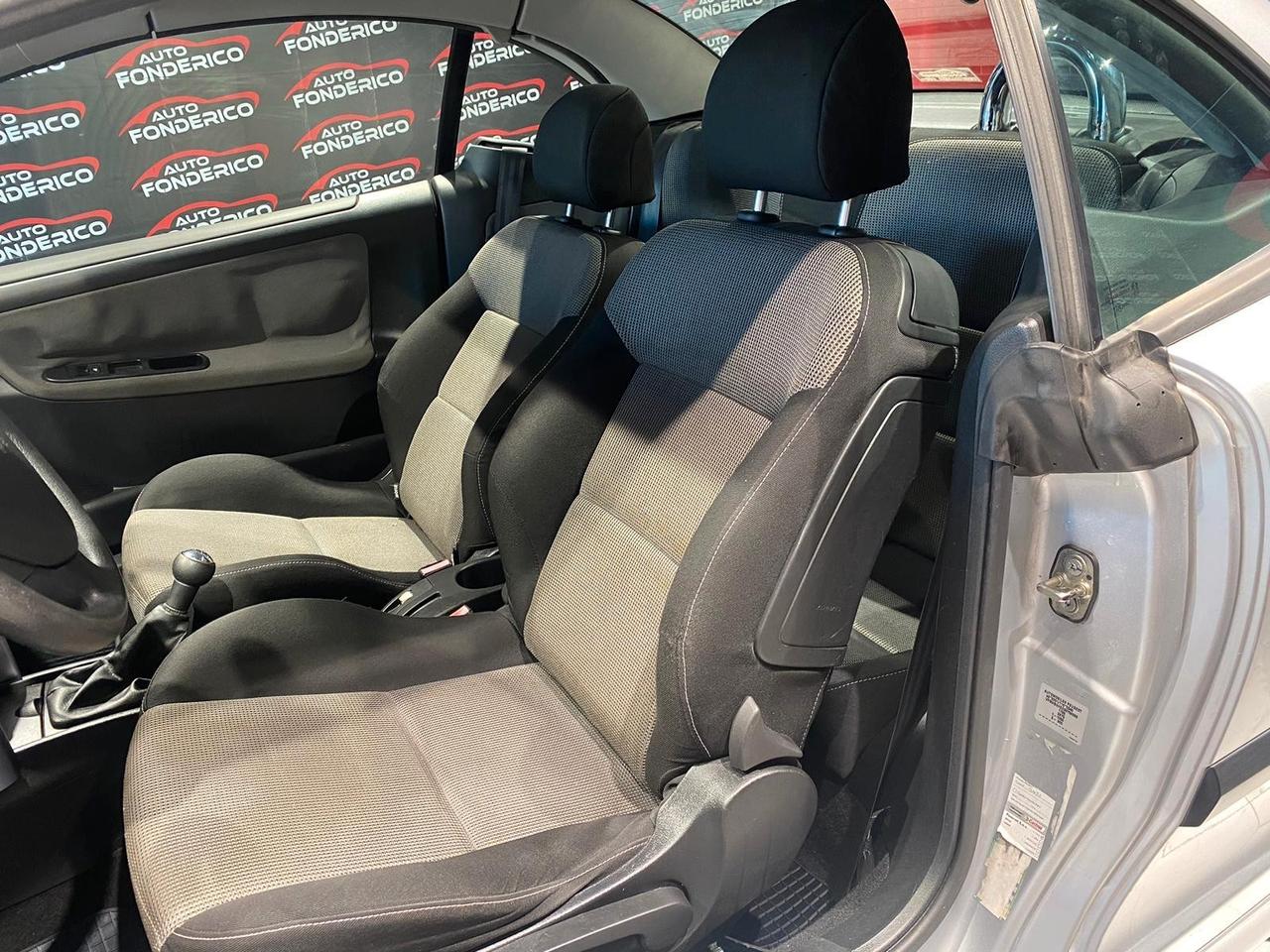 Peugeot 207 1.6 HDi cabrio - 2008