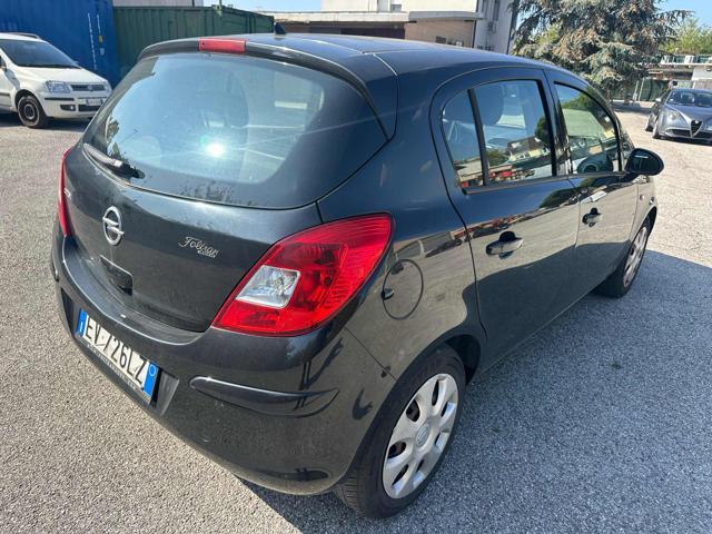OPEL Corsa 1.2 5PSport Bellissima senza nessun lavoro da fare