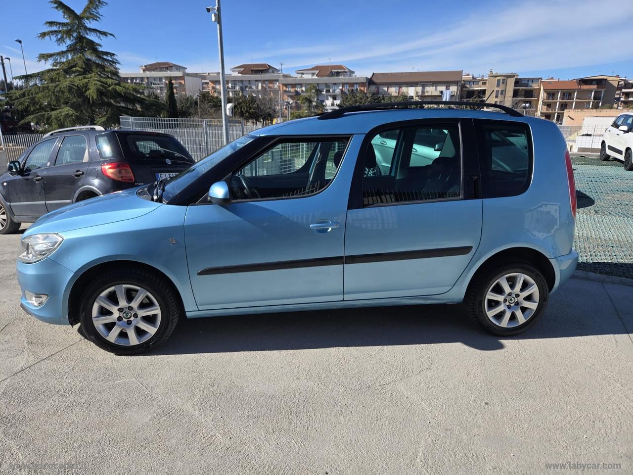 SKODA Roomster 1.2 TDI CR 75 CV Ambition TETTO PANORAMICO