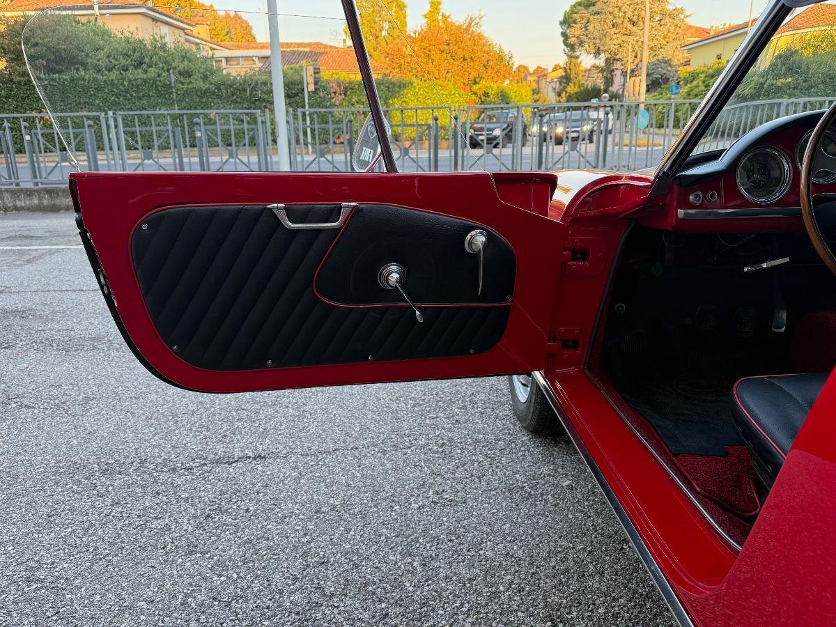 ALFA ROMEO - Giulietta Spider 1300