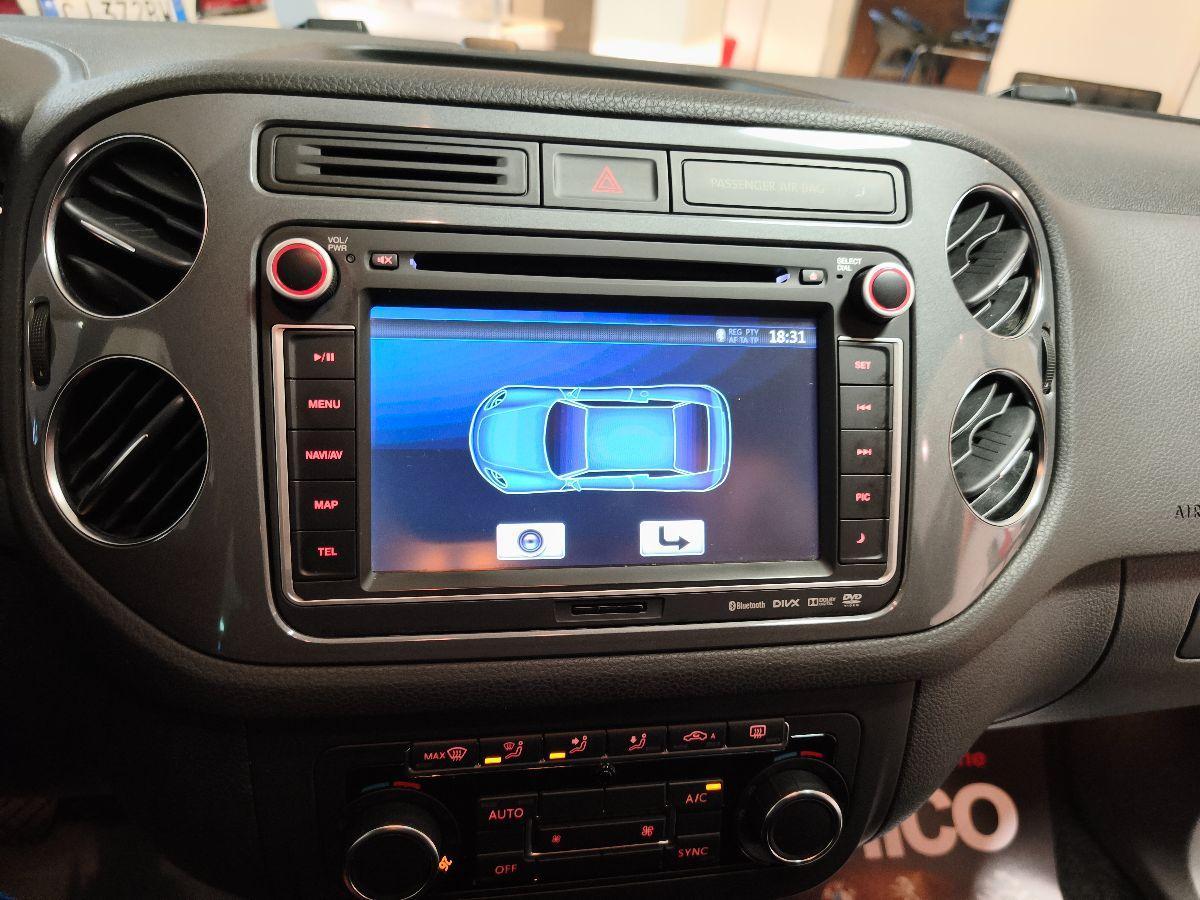 VOLKSWAGEN Tiguan 2.0 TDI 140 CV Sport & Style