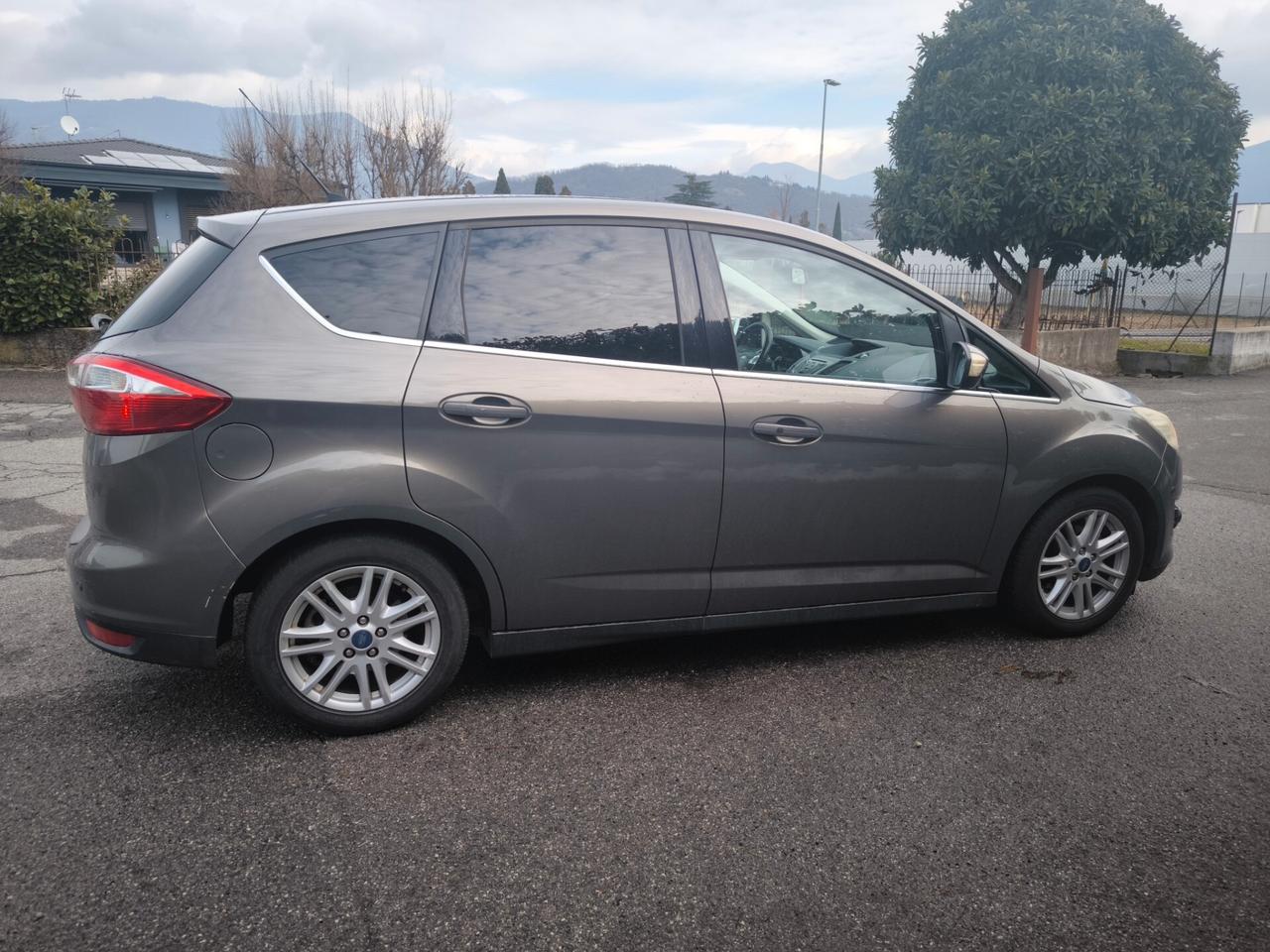 FORD C-MAX 1,6 TDCI- TITANIUM- OK NEOPATENTATI