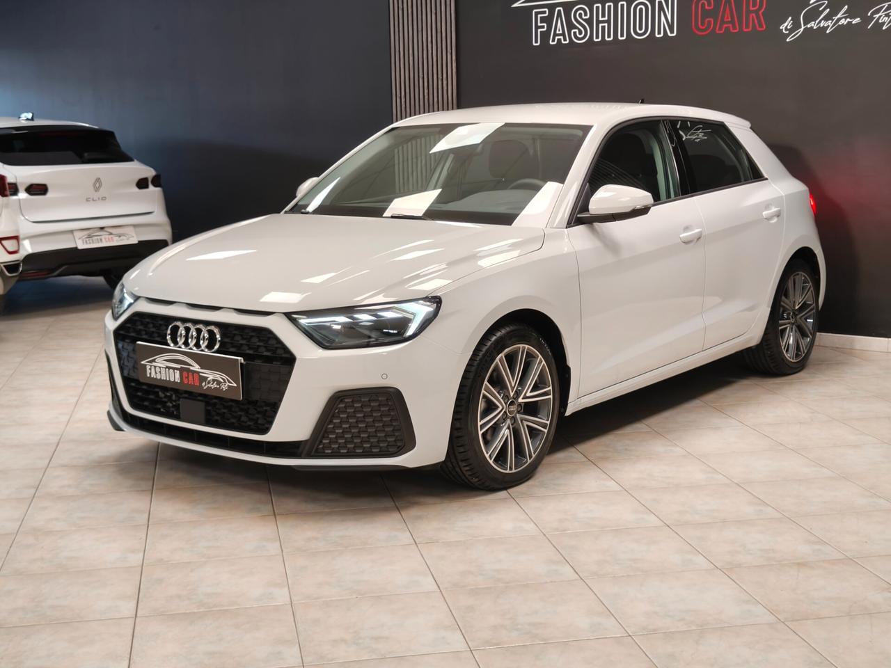Audi A1 SPB 30 TFSI Identity Black