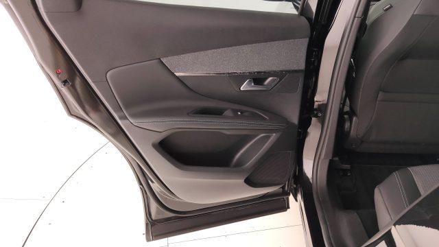 PEUGEOT 3008 BlueHDi 130 S&S EAT8 Allure Pack