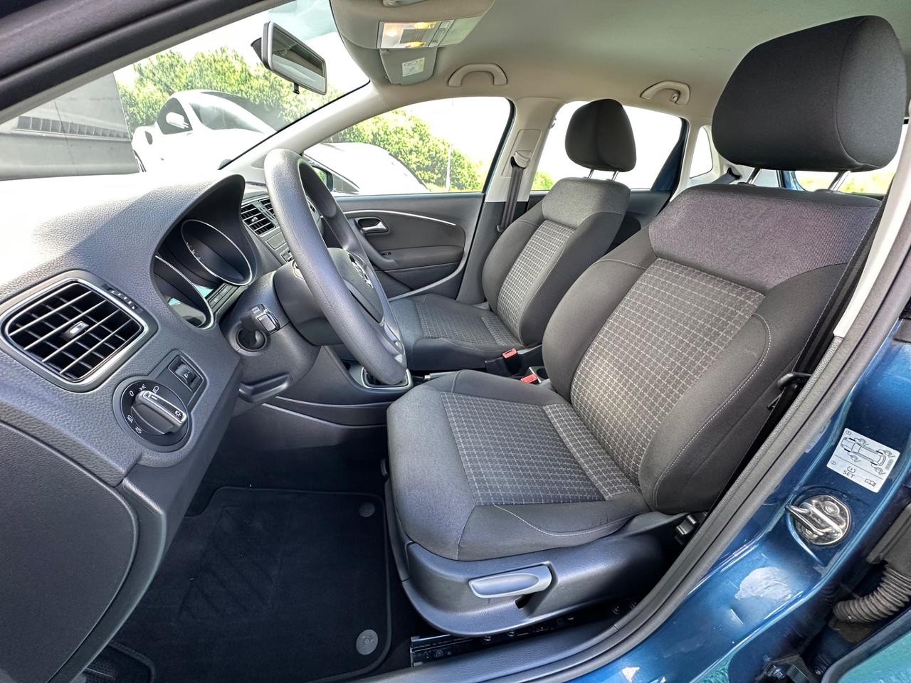 Volkswagen Polo 1.4 TDI 75cv Comfortline 2017