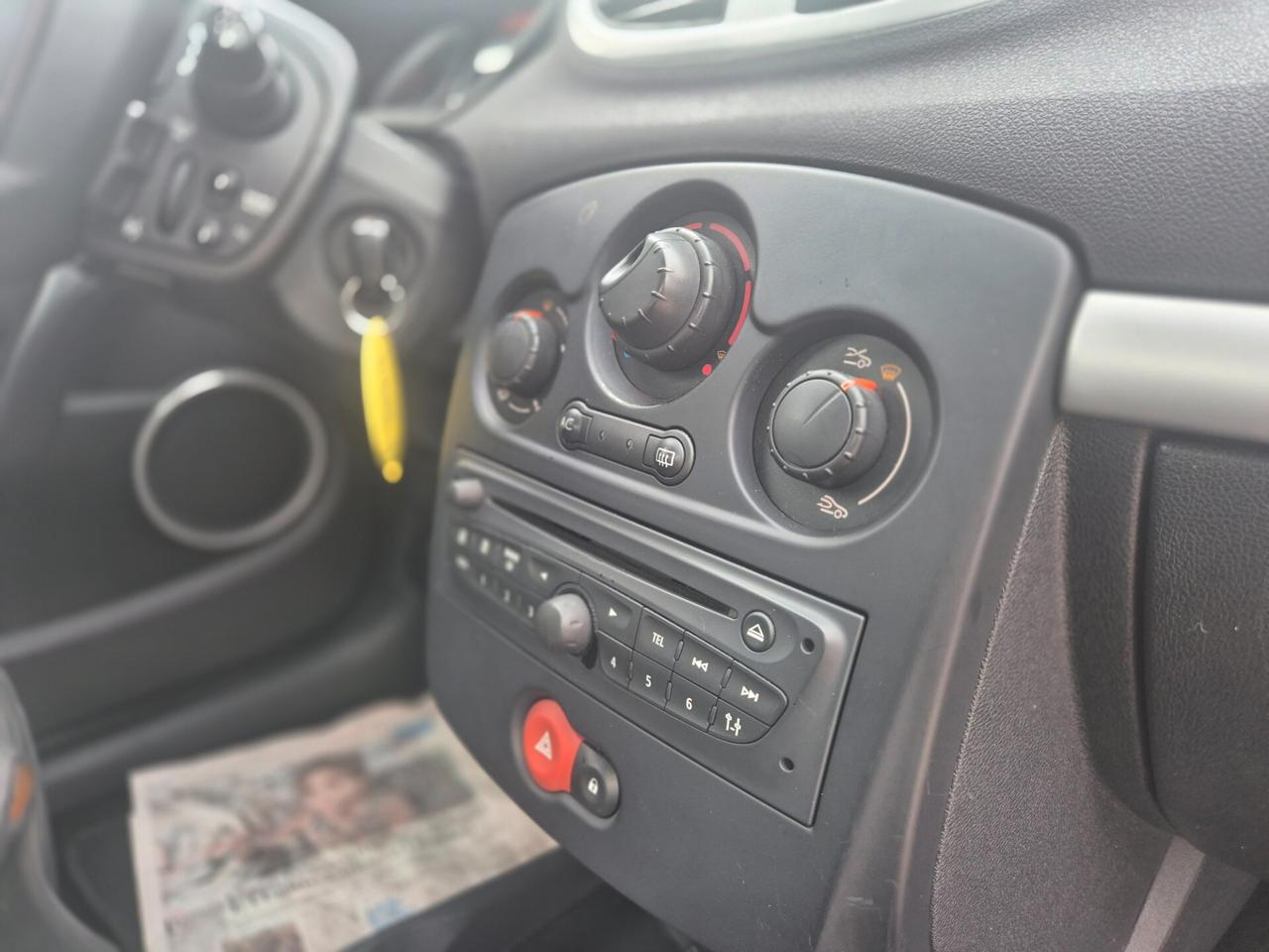 Renault Clio 1.2 16V 5 porte 75 CV 126.000 KM