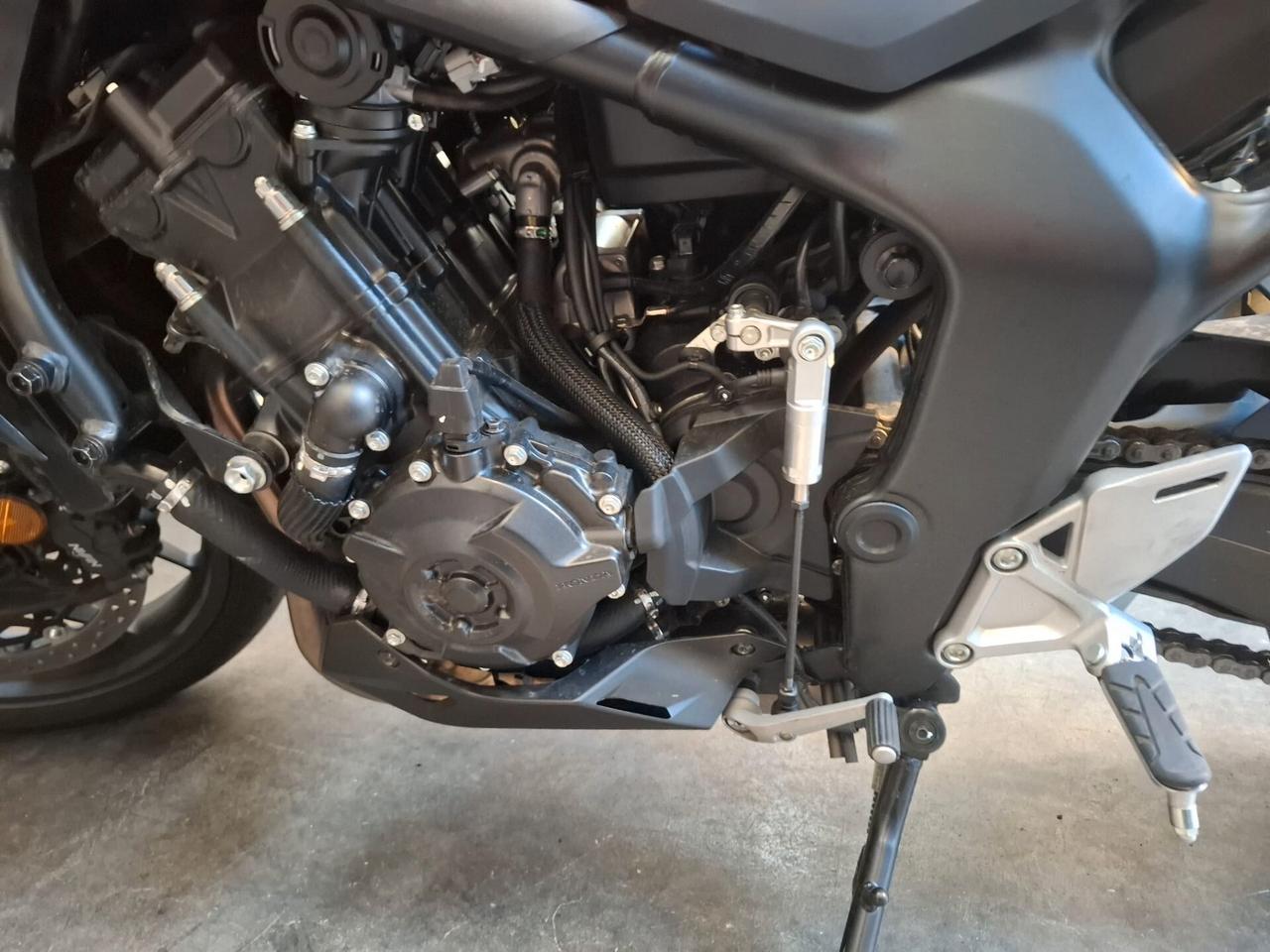 Honda Hornet 1000 2025