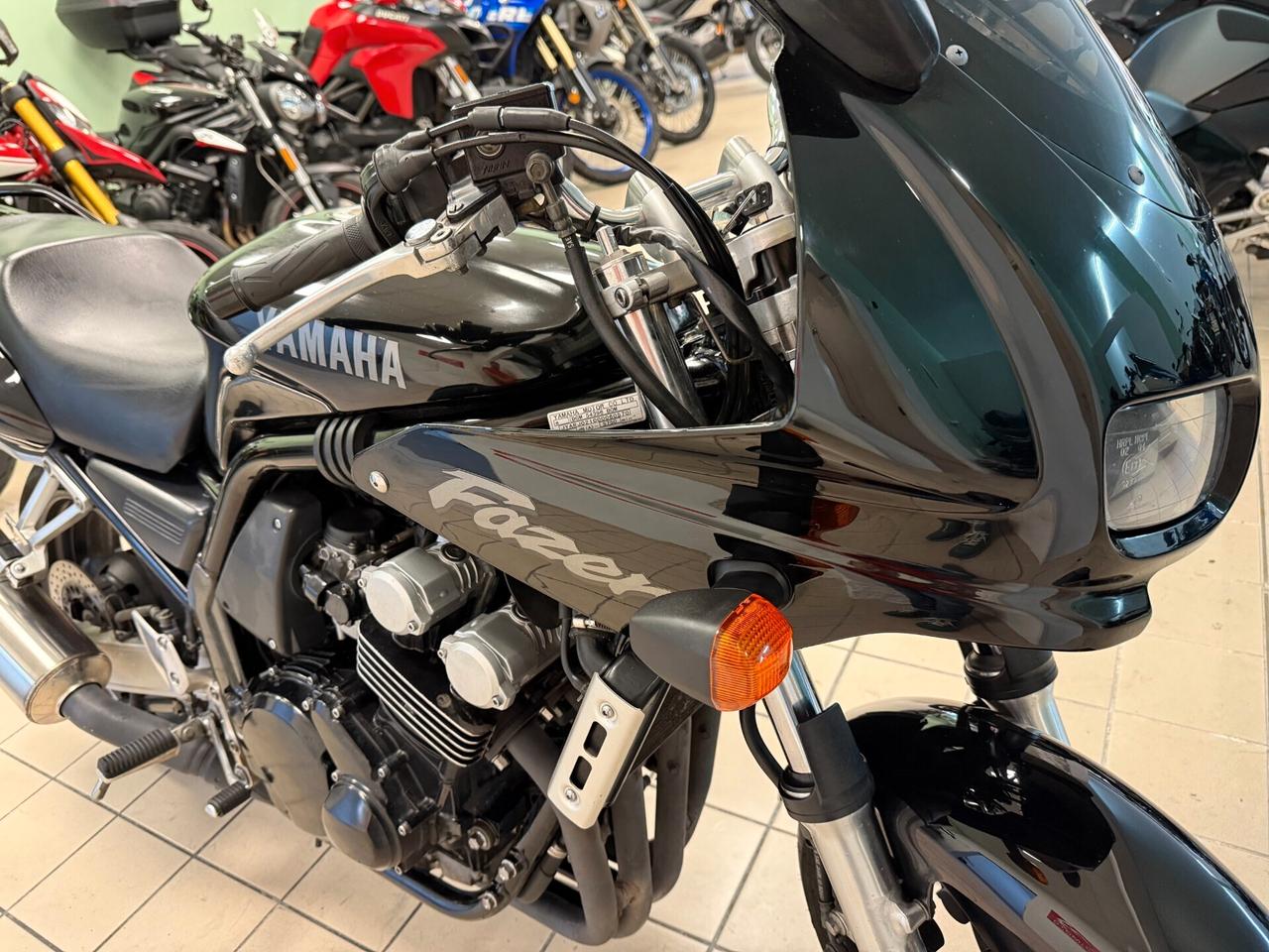Yamaha FZ6 Fazer