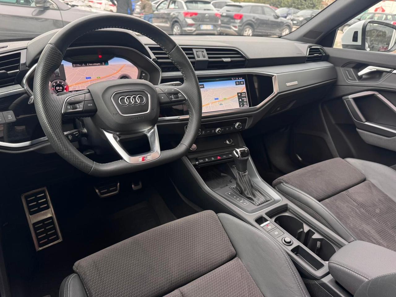 Audi Q3 SPB 35 TDI S tronic line edition - Tetto apribile