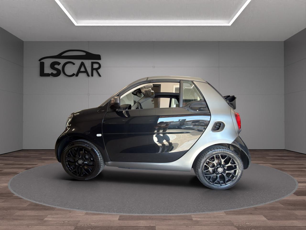 Smart fortwo cabrio 1.0 Prime 71cv - Unipro - Promo Finanziamento - Cerchi 16" - Led - Schermo - Sedili riscaldabili