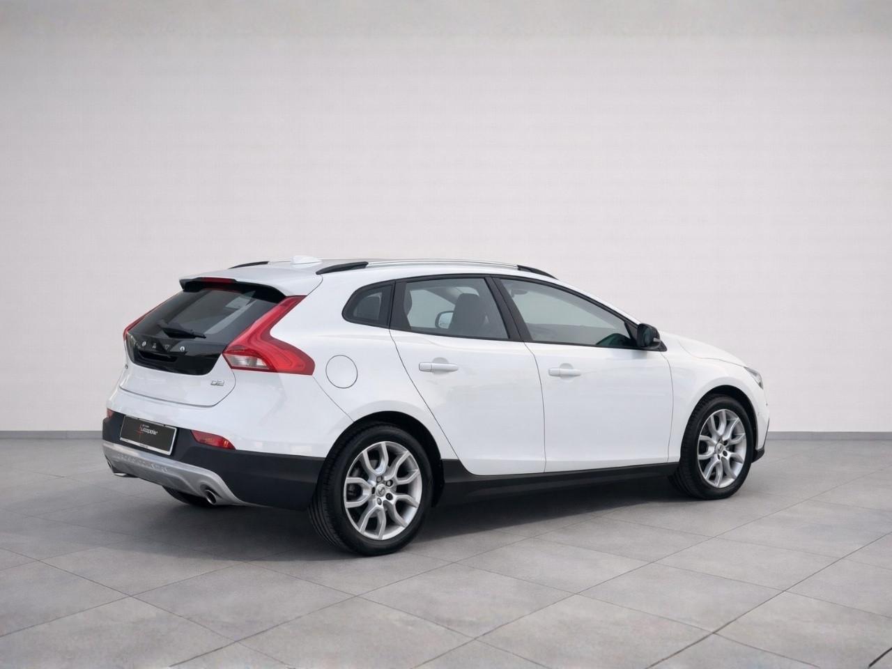 VOLVO V40 CROSS COUNTRY 2.0 d2 BUSINESS PLUS geartronic my19