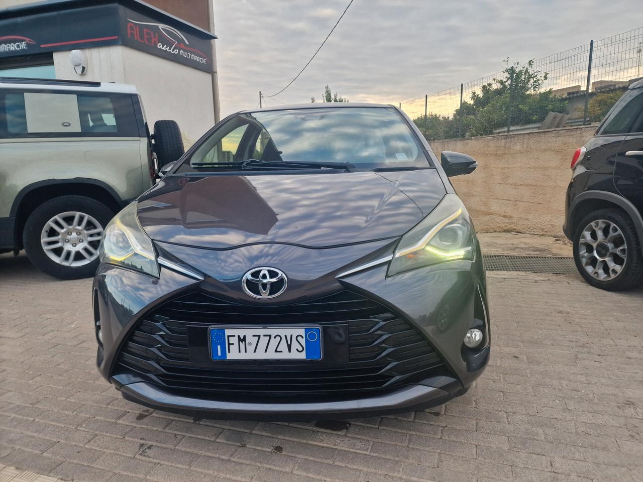 Toyota Yaris 1.0 5 porte Active
