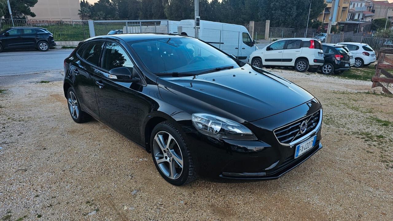 VOLVO V40 2.0 CC D2 120 CV 2015 KINETIC