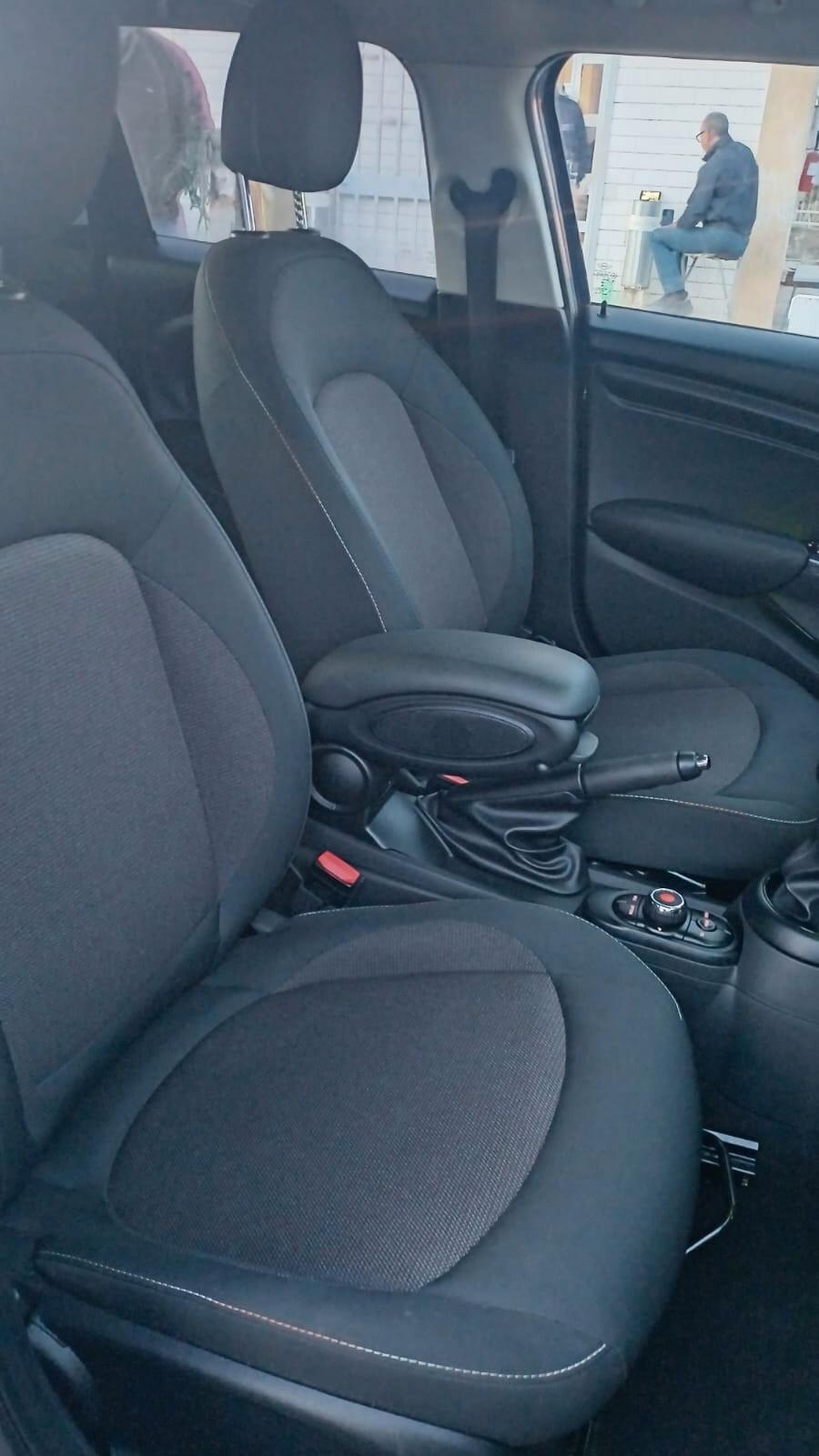 Mini COOPER D 1.5 2017 FULL OPTIONAL SOLO 49MILA KM LED F56