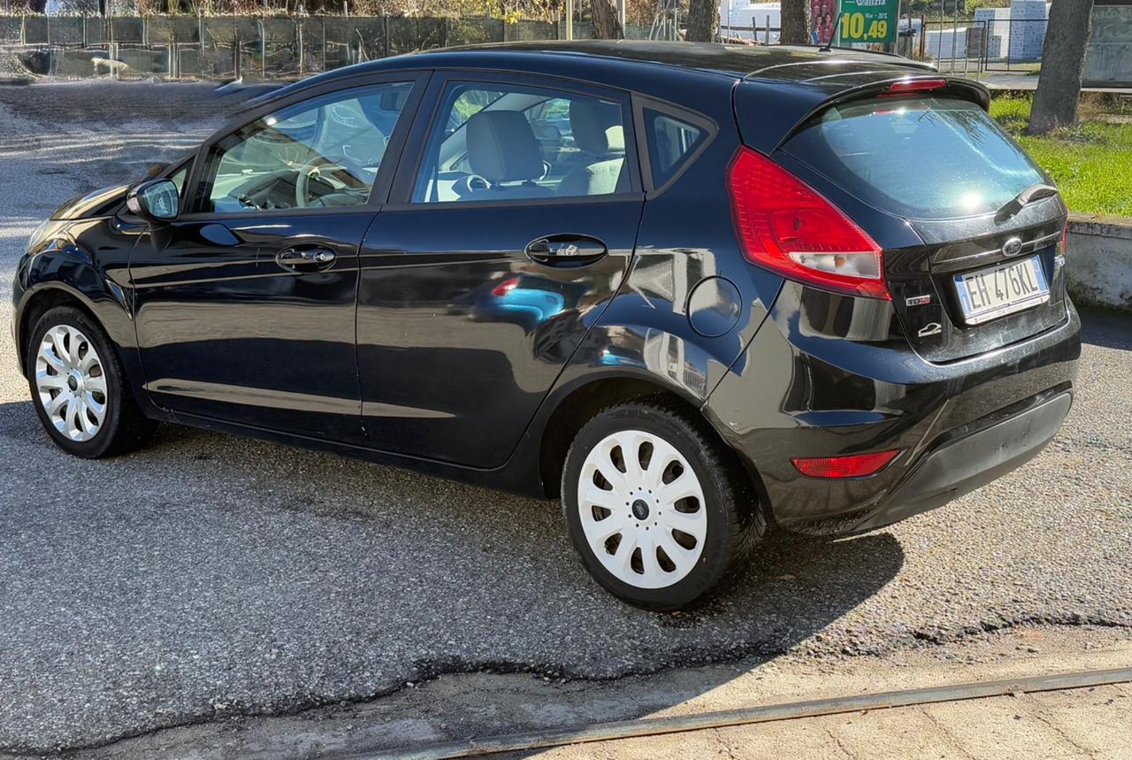 Ford Fiesta 1.4 TDCi 70CV 5p. Business
