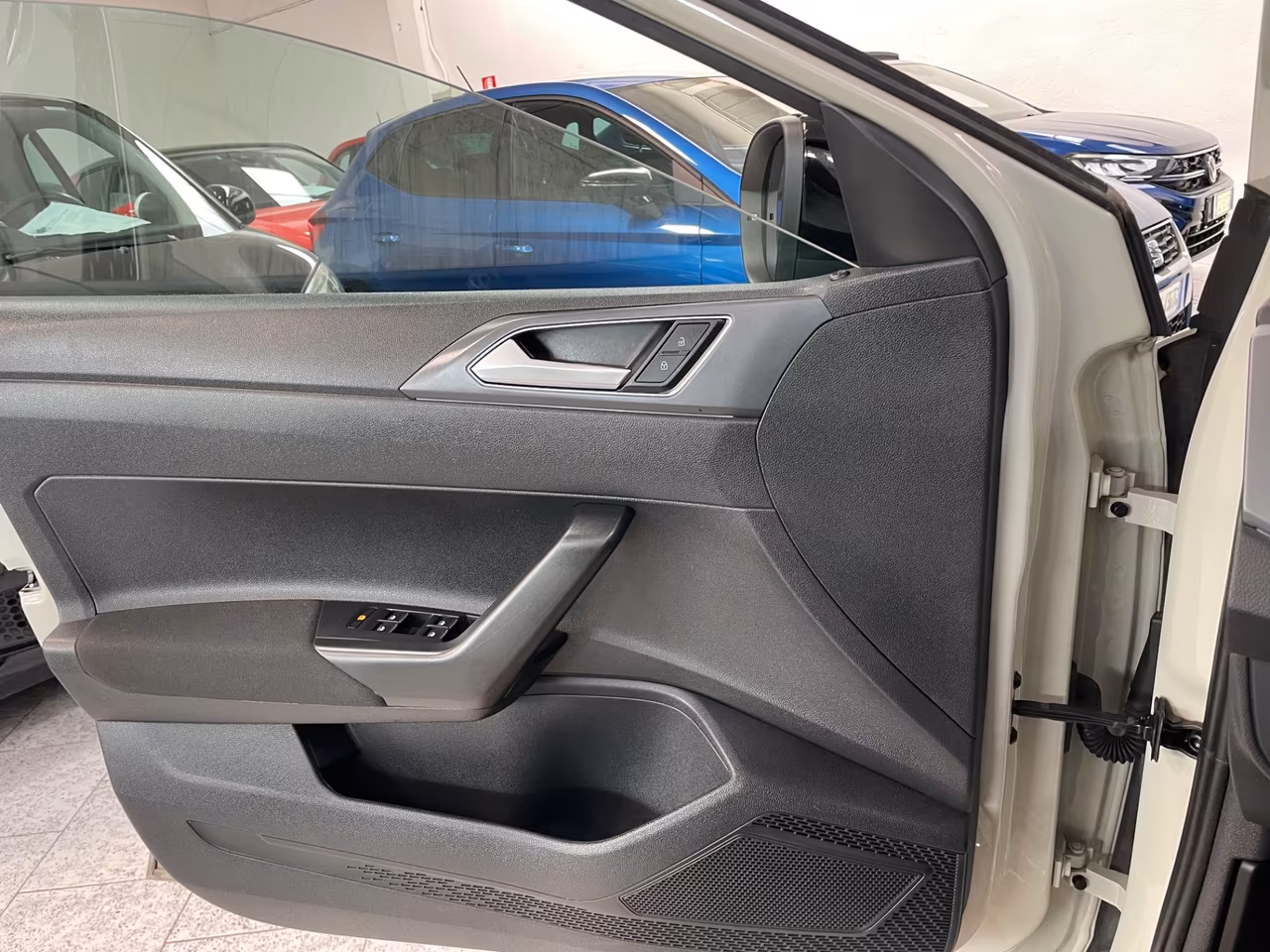 Volkswagen Taigo 1.0 TSI 115 CV DSG R-Line Black Telec. Keyless