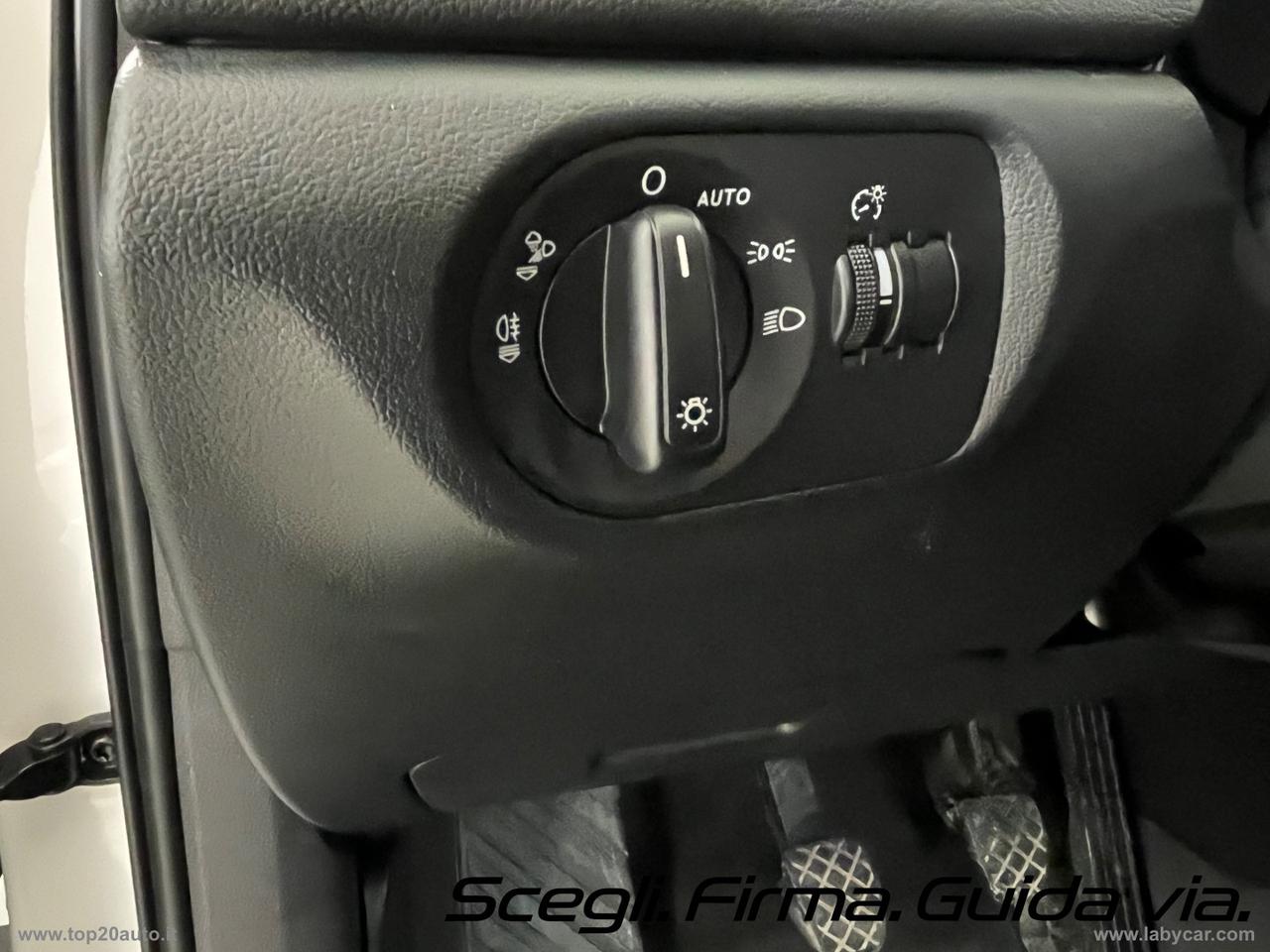 AUDI Q3 2.0 TDI 120CV EU6 Business