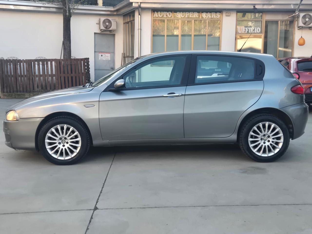 Alfa Romeo 147 5p 1.9 jtd Murphy&Nye 120cv